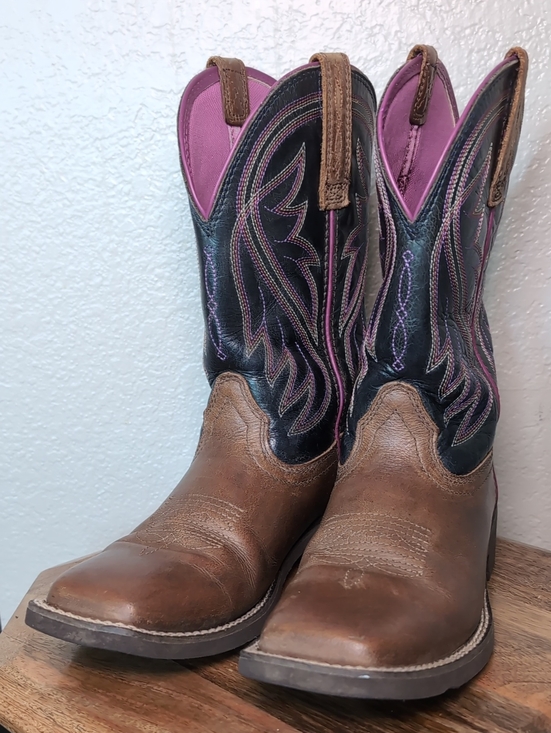 Ariat Shoes - Ariat Brown Leather Western Cowgirl Boots Navy with Pink Accent